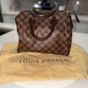 Authentic Louis Vuitton Damier Ebene Speedy 25- Vintage